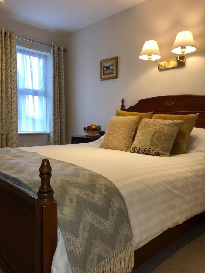Tully'S Hotel Castlerea الغرفة الصورة